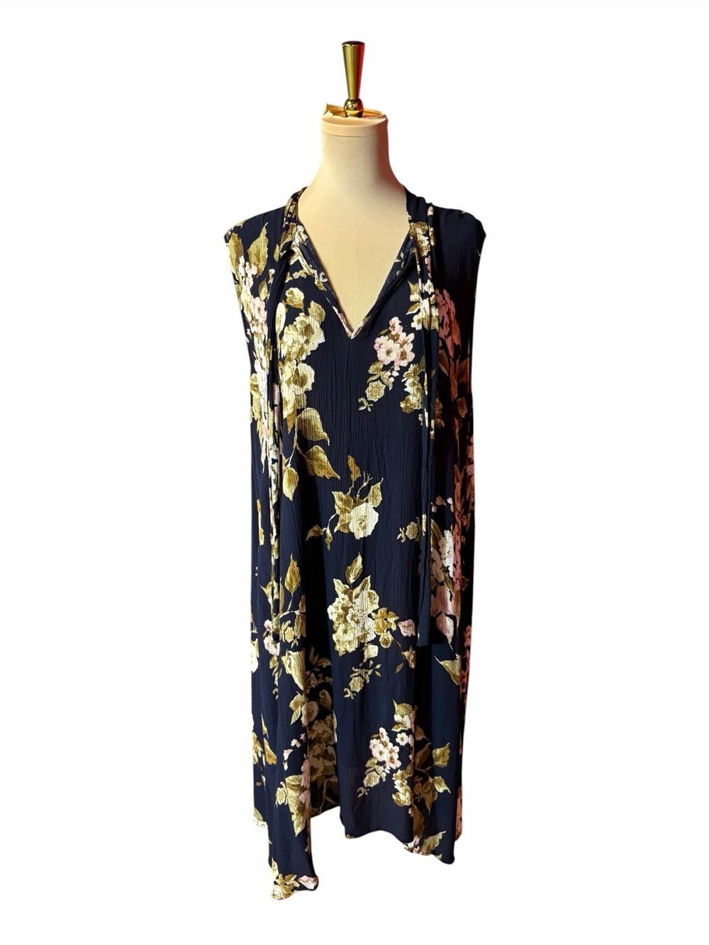 Janette Plus Navy Floral V-Neck Sleeveless Tunic Dress Plus Size 3X